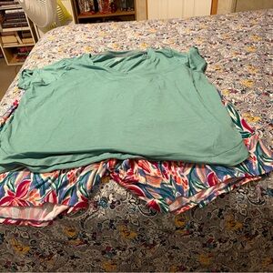 Jockey Colorful Tropical Print Pajamas BNWOT